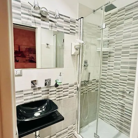 Apartment Luce A Piazza Vittorio Rom